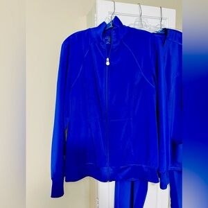 Infinity Cherokee uniform set